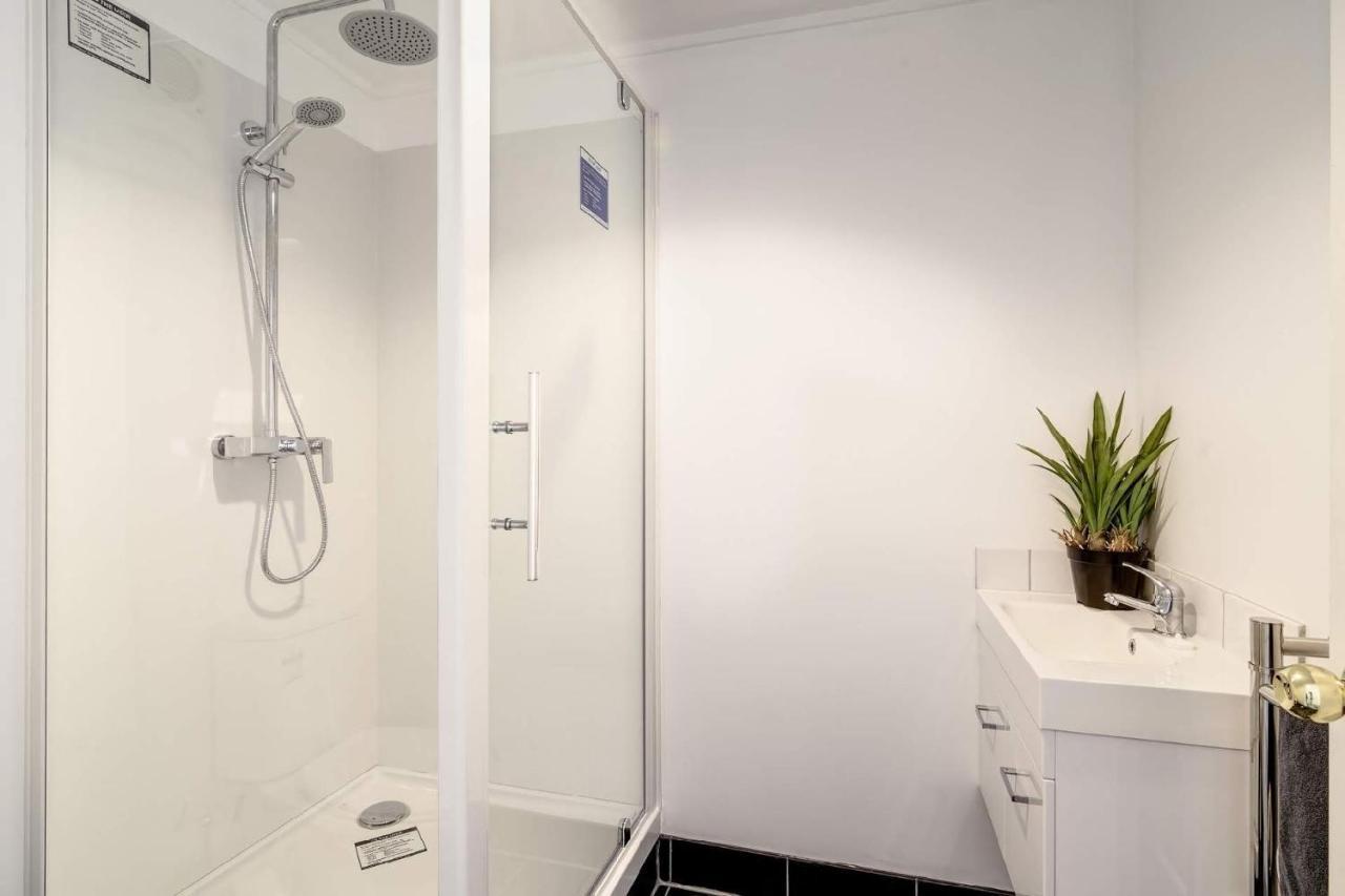 Pool House - One Bedroom Self Contained Unit Motueka Exteriér fotografie